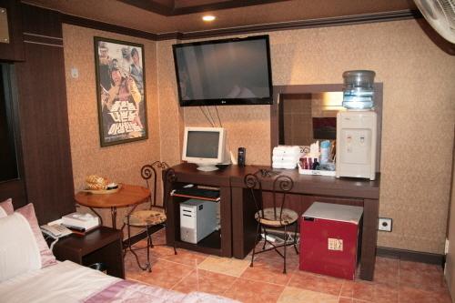 Movie Motel Jinju Δωμάτιο φωτογραφία