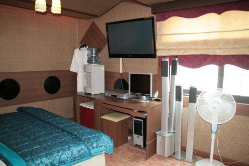 Movie Motel Jinju Δωμάτιο φωτογραφία